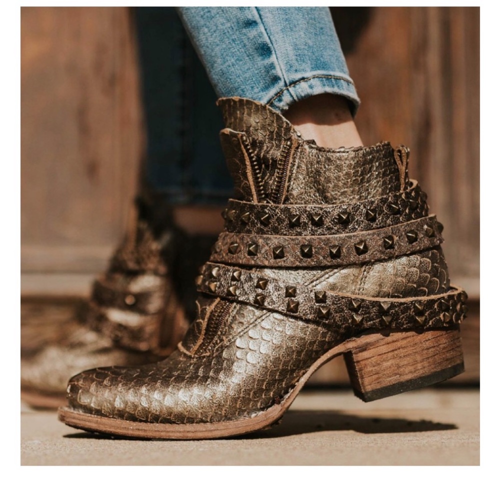 Freebird by Steven TRUTH style Metallic Studded Ankle Boots Size 12